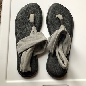 Sanuk sandals